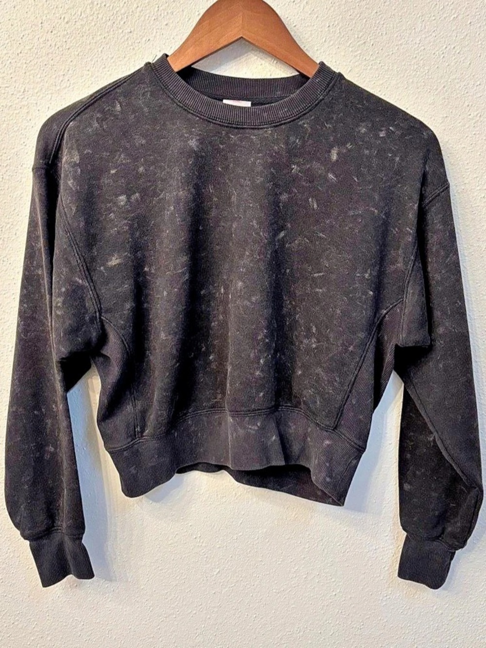 No Boundaries Crewneck Sweatshirt Black XS